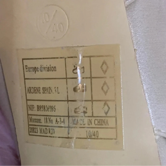 A.CO WOMANS BEIGE SIZE 10 with cork on base and heel look amazing - Picture 3 of 11